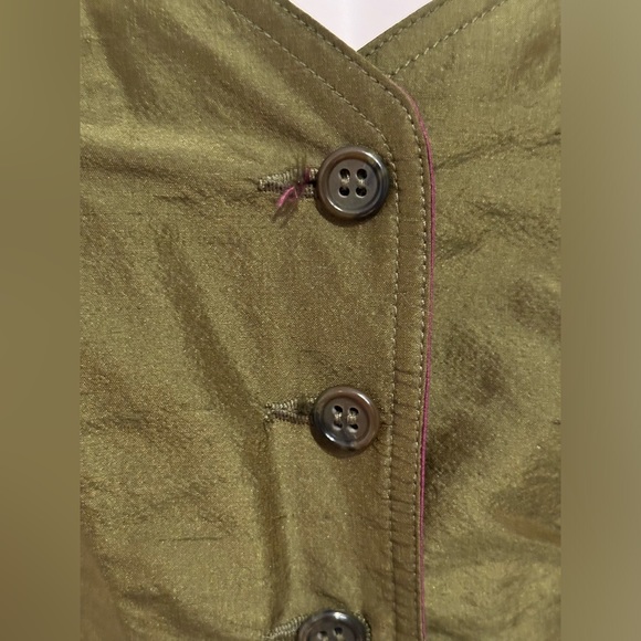 Areli Collection Purple Green NWT Reversible Button Down Blouse Sz 10. 100% Silk - Picture 4 of 15